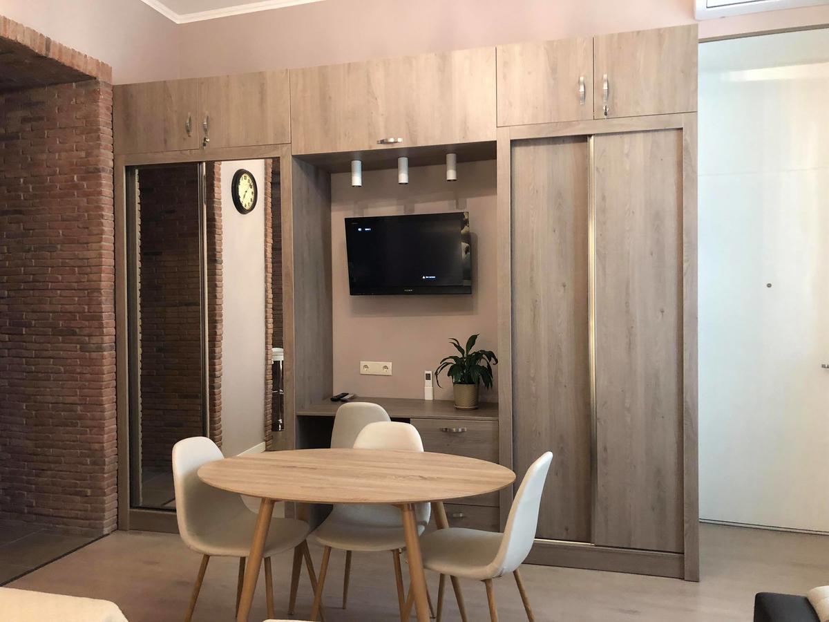 Old Tbilisi Metekhi One Room المظهر الخارجي الصورة