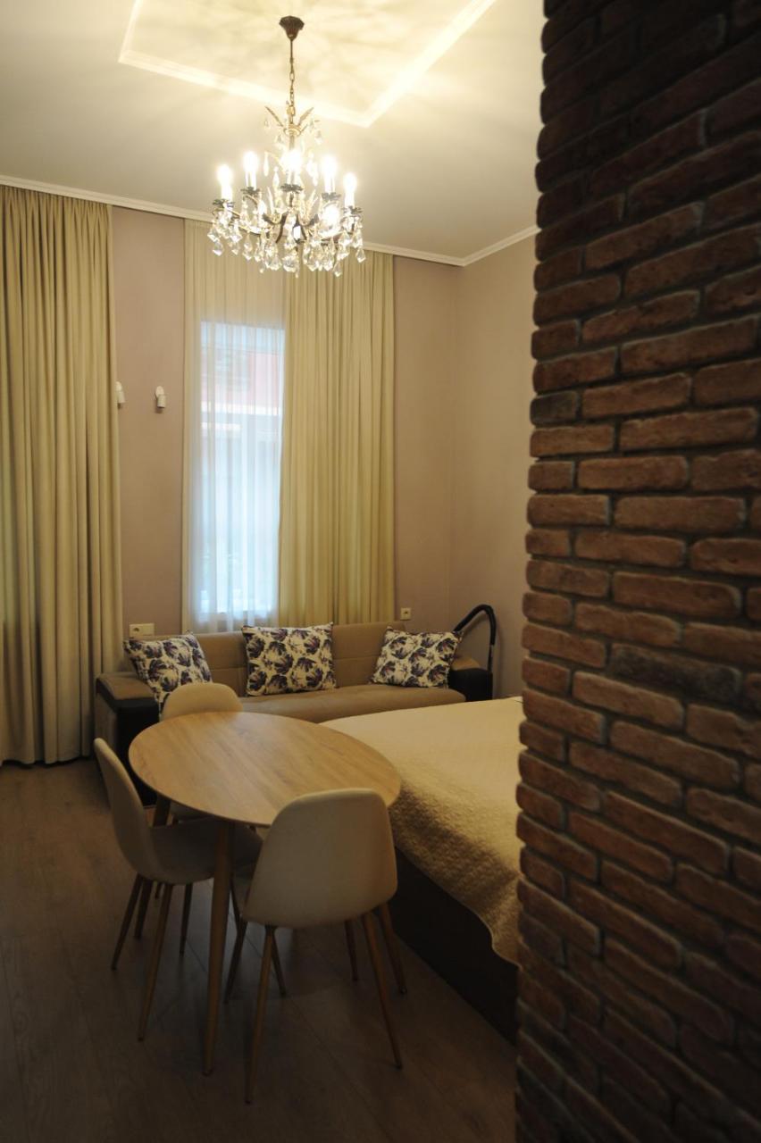 Old Tbilisi Metekhi One Room المظهر الخارجي الصورة