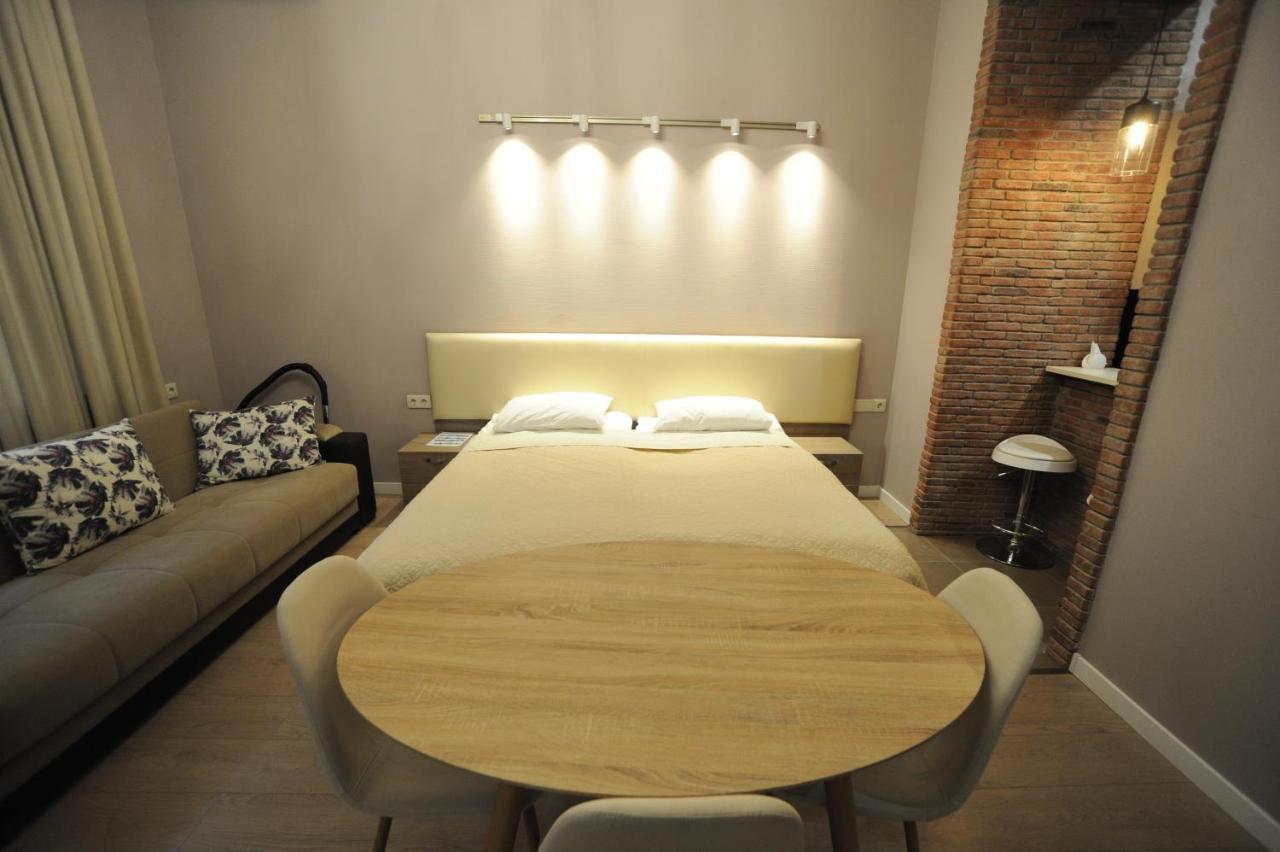 Old Tbilisi Metekhi One Room المظهر الخارجي الصورة